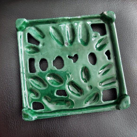 Small Square French Antique Green Enamel Trivet by O&Co Foliage Country Decor - Picture 7 of 9